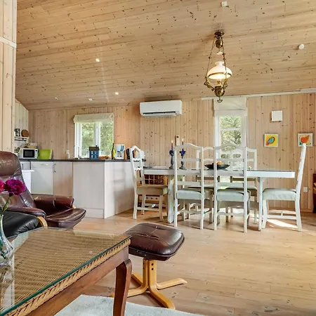 Feriehus Fiallar - 7-5km From The Sea By Interhome *