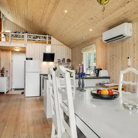 Fiallar - 7-5km From The Sea By Interhome
